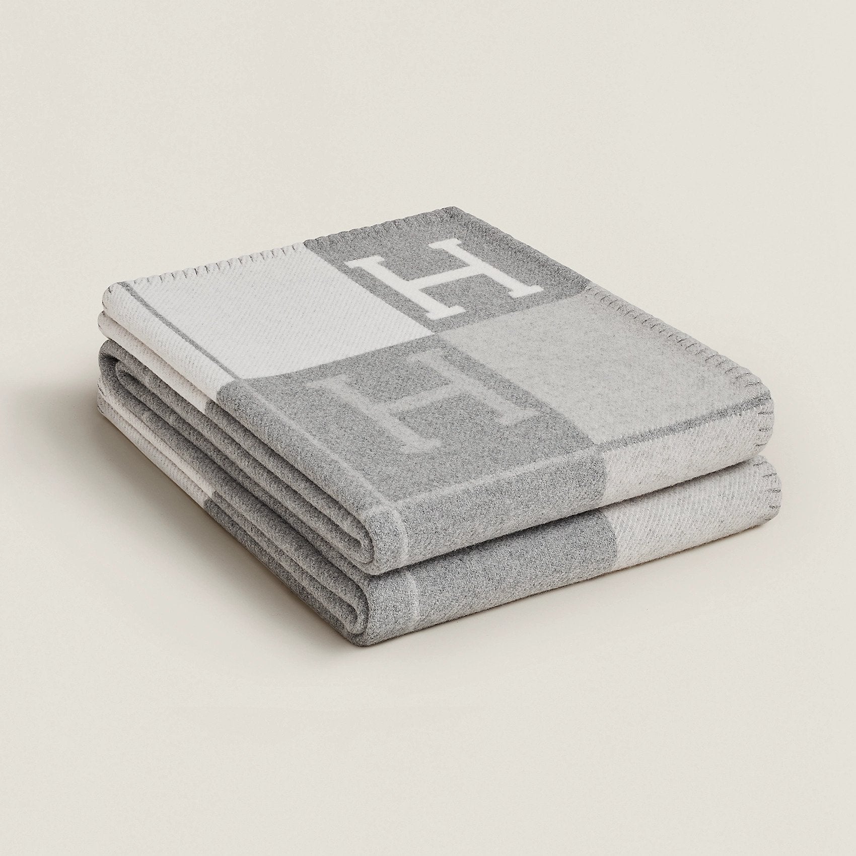 Maliben | Elegant Wool-Cashmere Blanket For Luxury Home