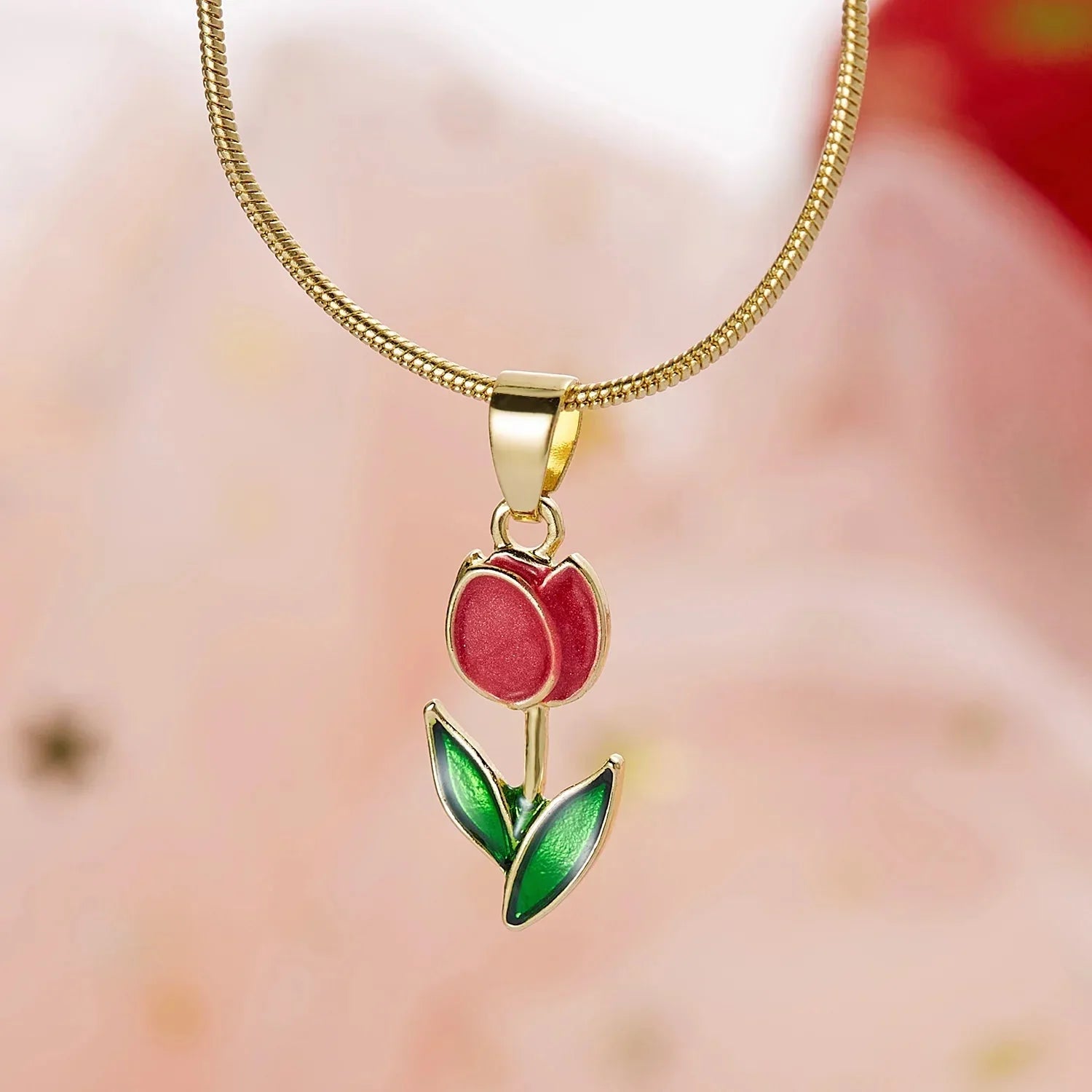 Maliben | Feminine Floral Tulip Bracelet And Necklace Set