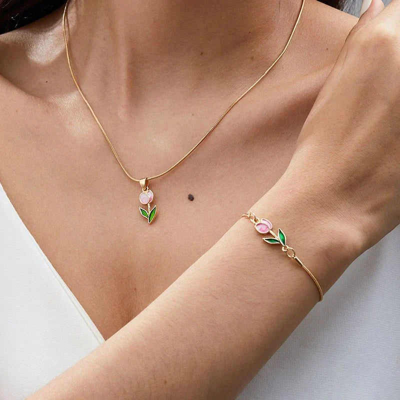 Maliben | Feminine Floral Tulip Bracelet And Necklace Set