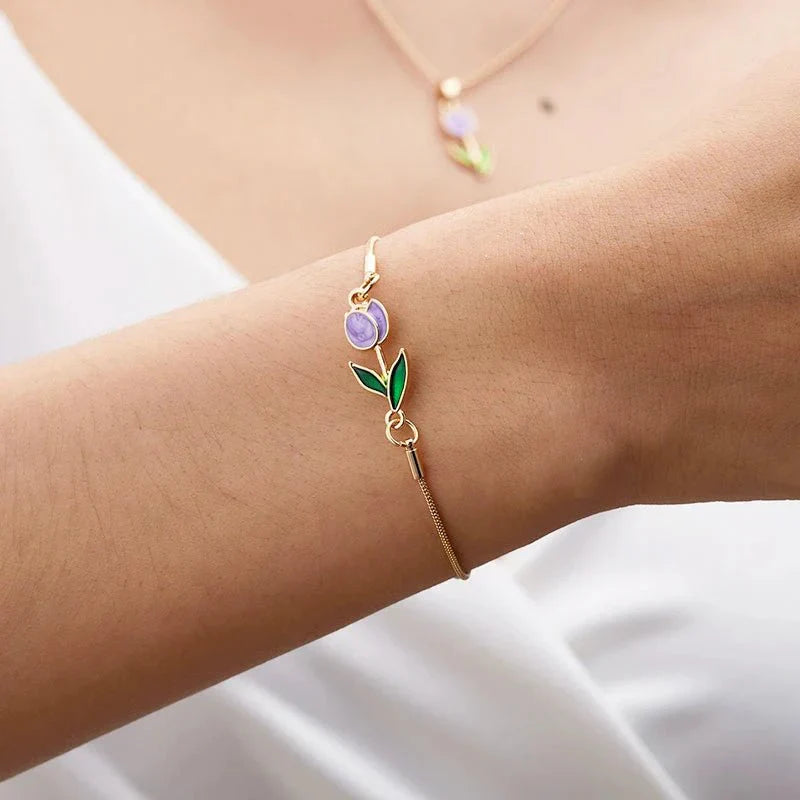 Maliben | Feminine Floral Tulip Bracelet And Necklace Set