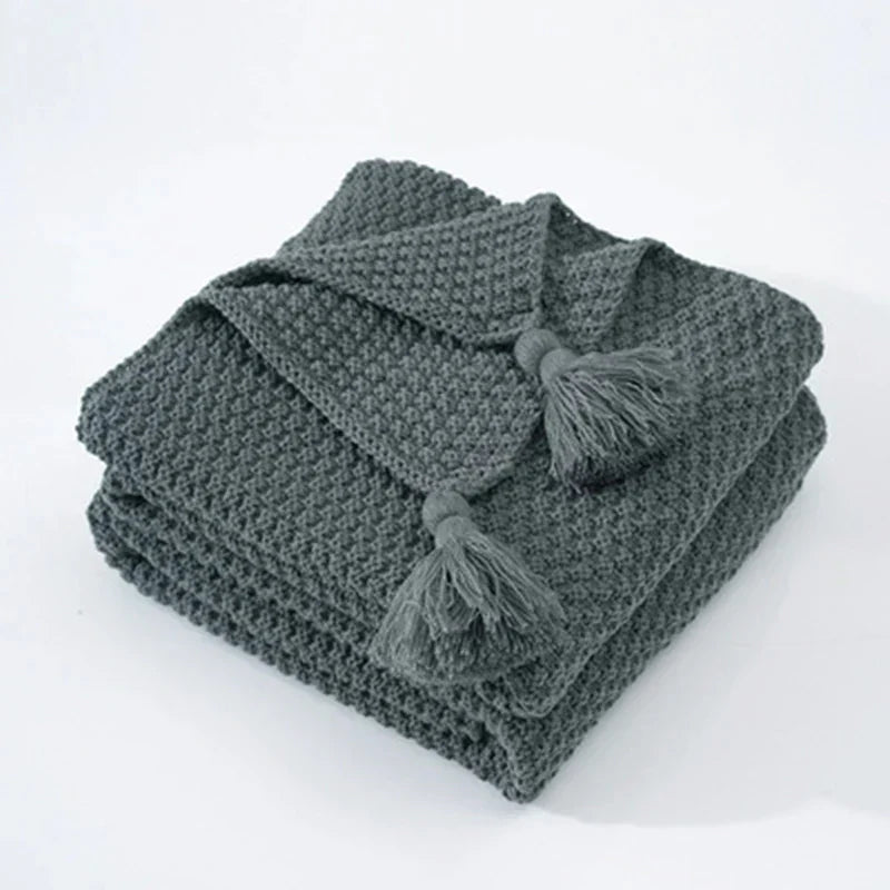 Maliben | Wool Blanket Arctichaven | Scandinavian Design With Tassels & Balls | Warm & Stylish