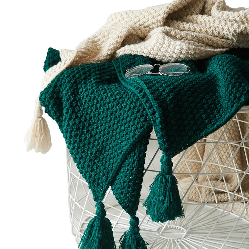 Maliben | Wool Blanket Arctichaven | Scandinavian Design With Tassels & Balls | Warm & Stylish