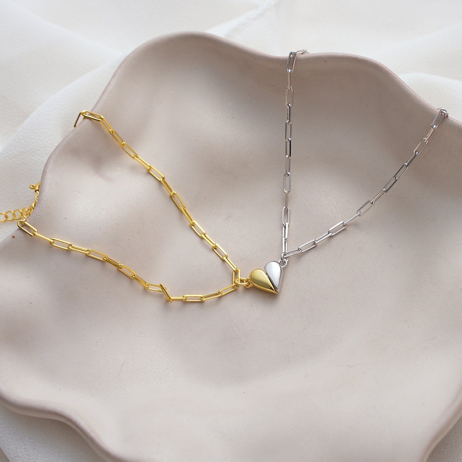 Maliben | Magnetic Heart Paperclip Chain Love Bracelet Set