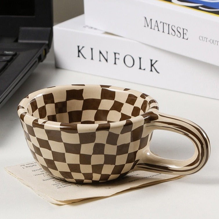 Maliben | Ceramic mug with irregular checkerboard pattern