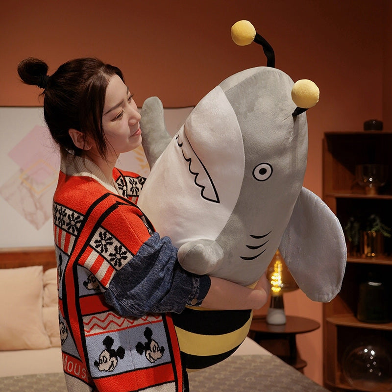 Maliben | Buzz The Shark & Bee Plushie
