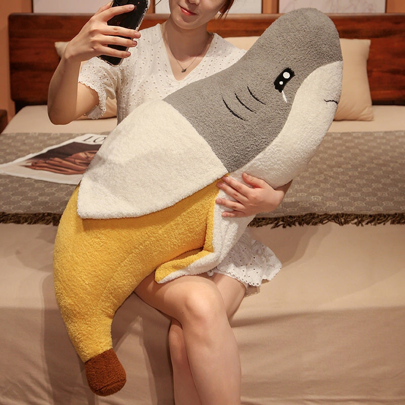 Maliben | Fluffy Shark Banana Plushie