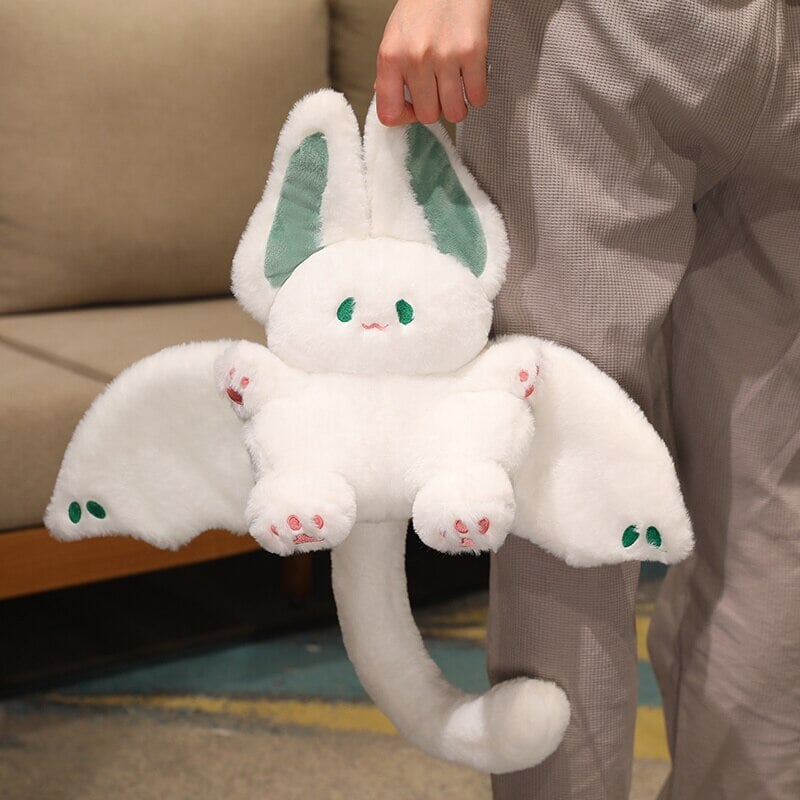 Maliben | White Kawaii Fluffy Bat Plushie