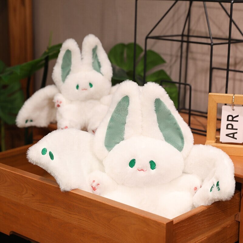 Maliben | White Kawaii Fluffy Bat Plushie