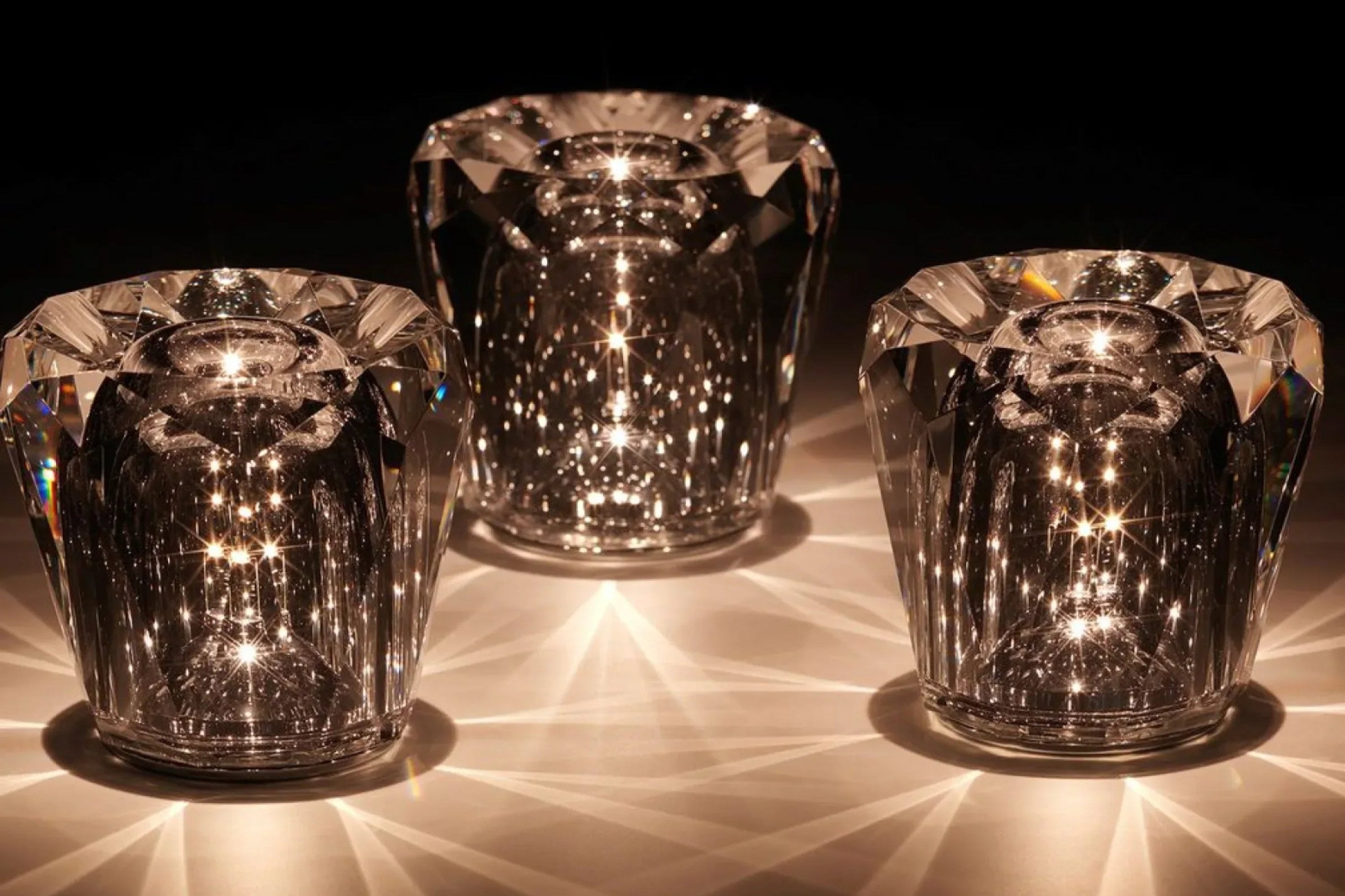 Maliben | Crystal Table Lamp Véloria | Diamond Look & 360° Light Play | Wireless & Usb Rechargeable | Up To 12 Hrs. Light Duration