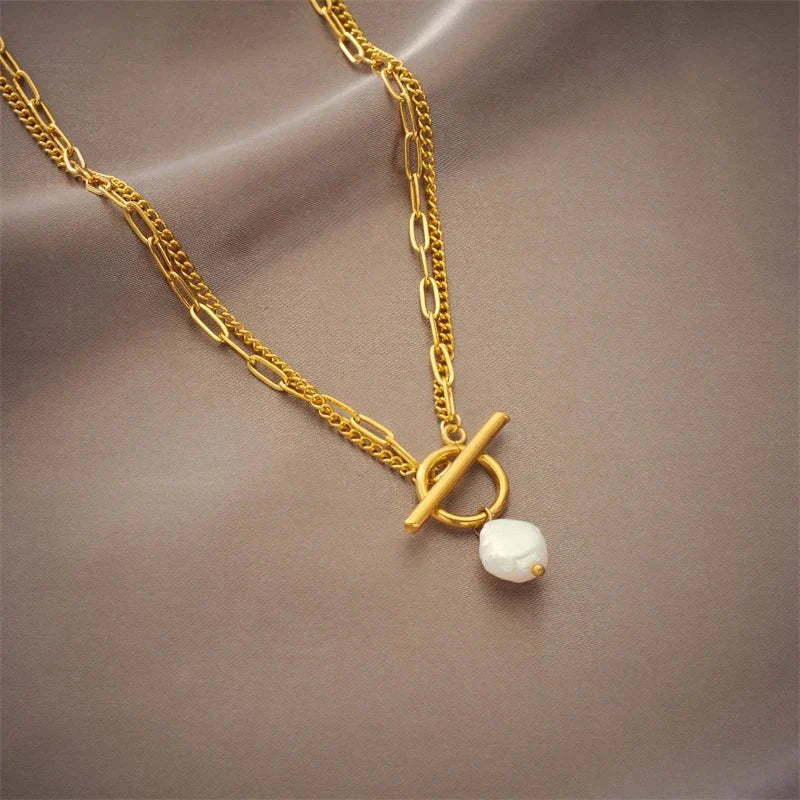 Maliben | Layered Pearl Circle Clasp Necklace