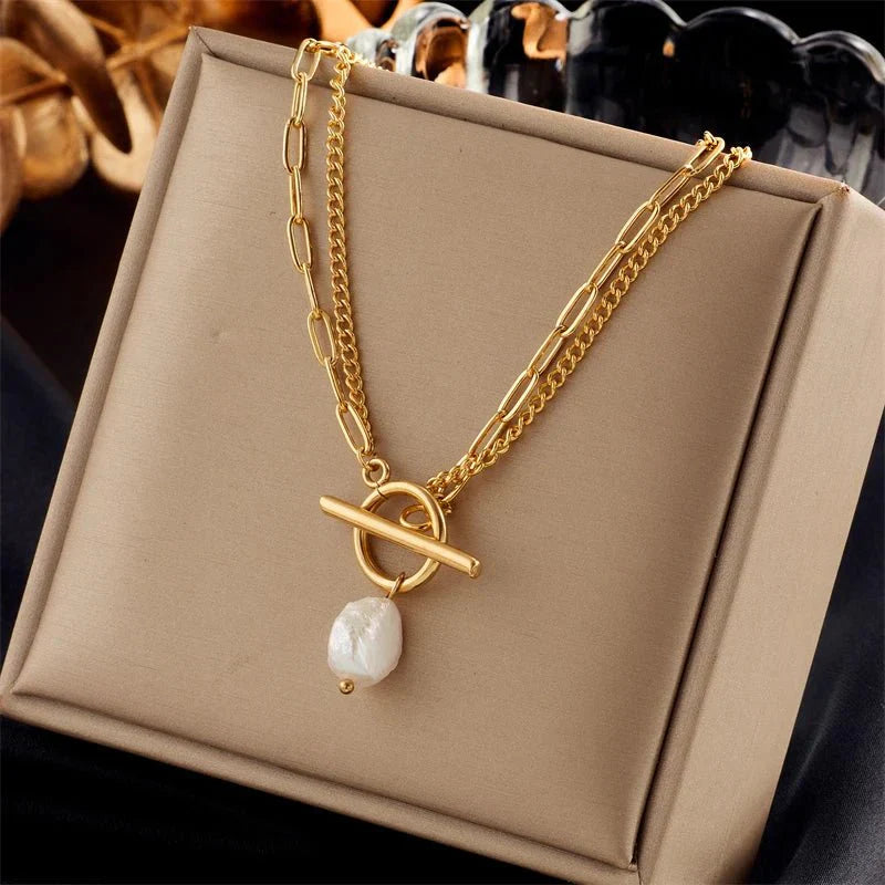 Maliben | Layered Pearl Circle Clasp Necklace