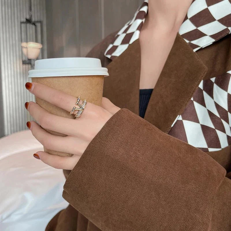 Maliben | Layered "V" Diamond Ring
