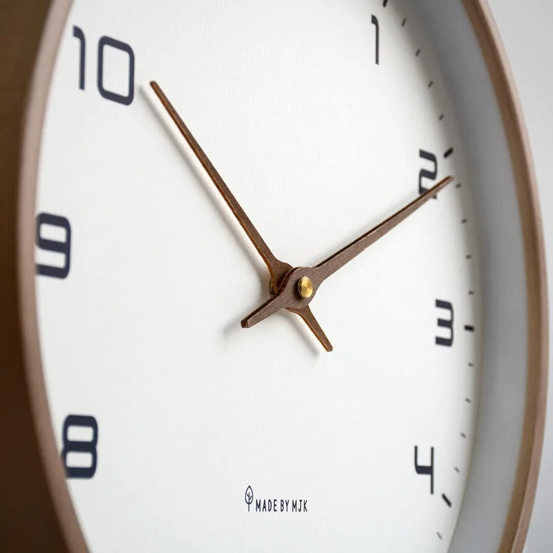 Maliben | Minimalistic Wall Clock | Metal & Resin
