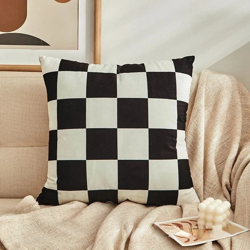 MAliben | Stylish Checkered Cushion – Trendy Must-Have For a Luxury Interior