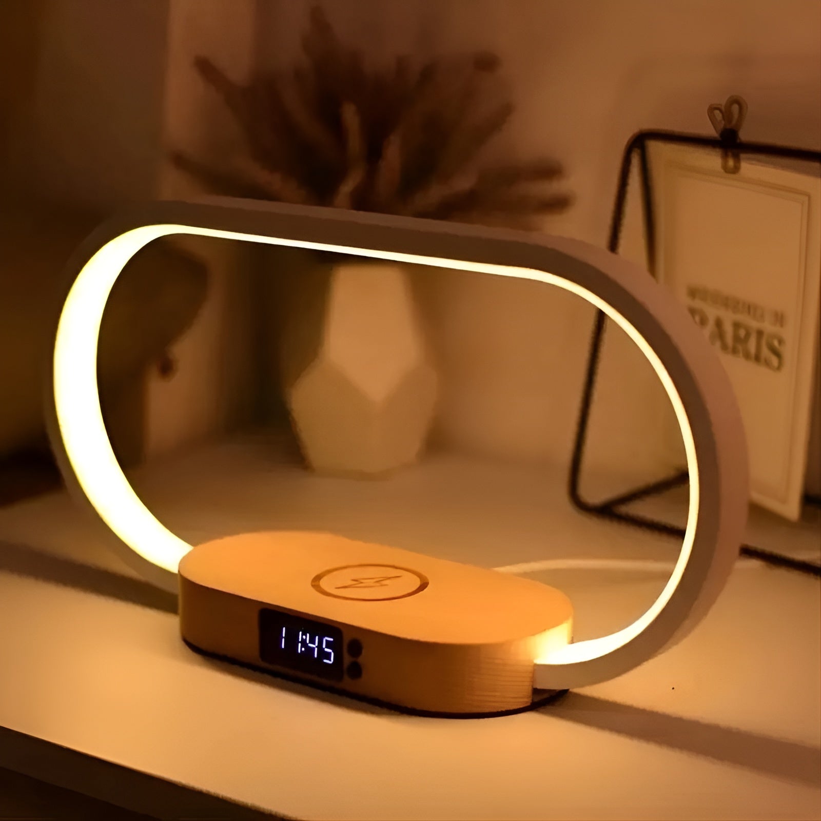 Maliben | Stylish Multifunctional Lamp With Charging Station And Clock