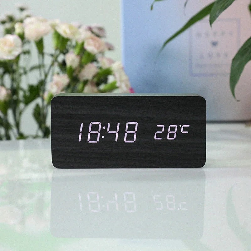 Maliben | Minimalistic LED Watch | Wood
