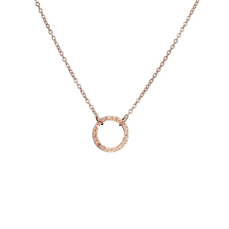 Maliben | Minimal Textured Circle Necklace