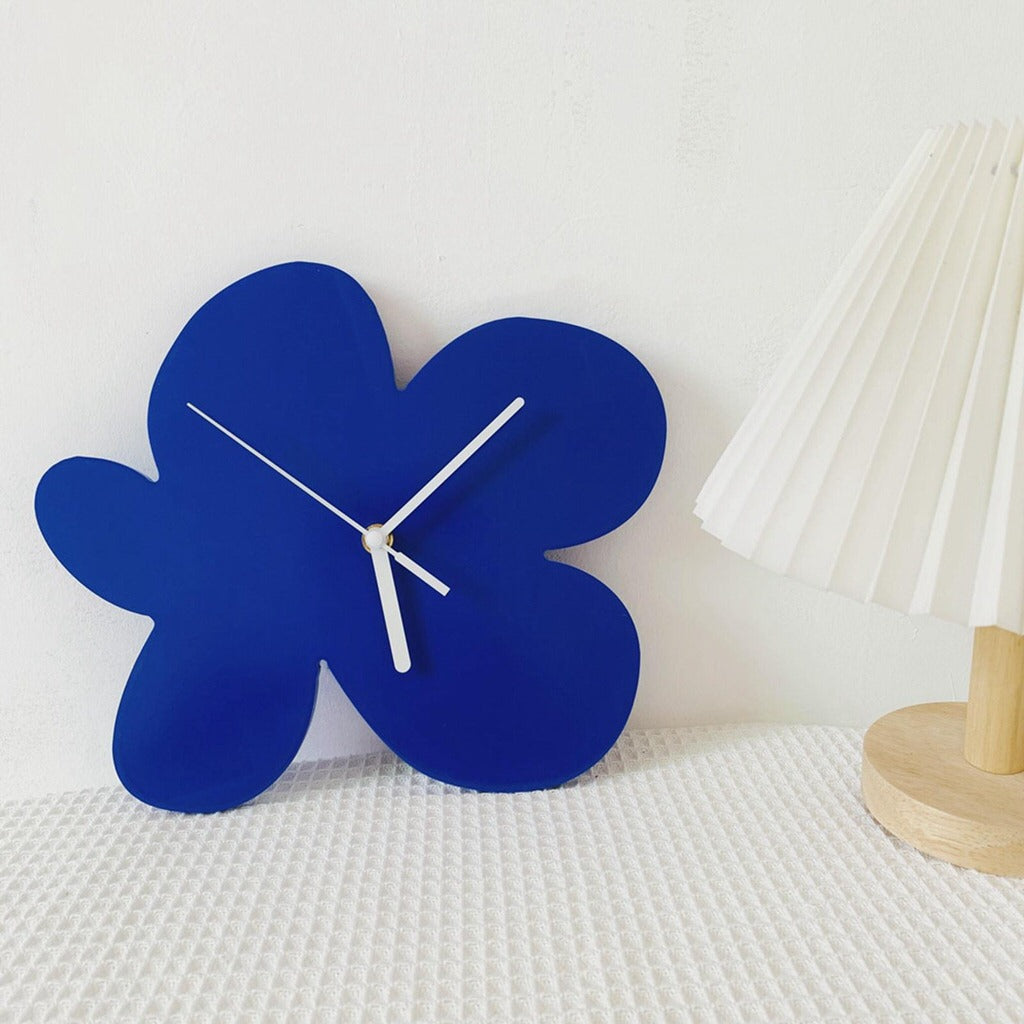 Maliben | Flower Blob Acrylic Wall Clock