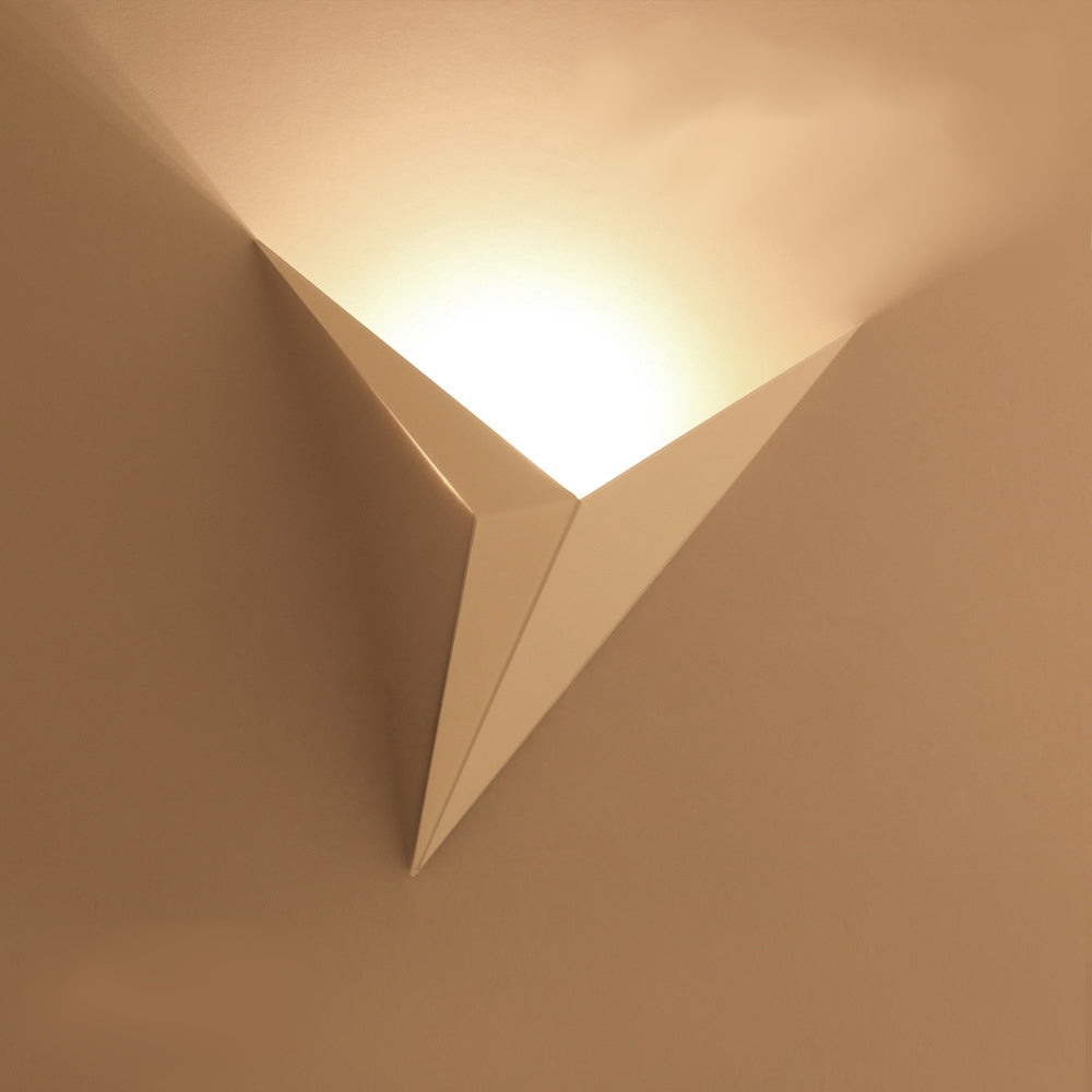 Maliben | Trigon Wall Light