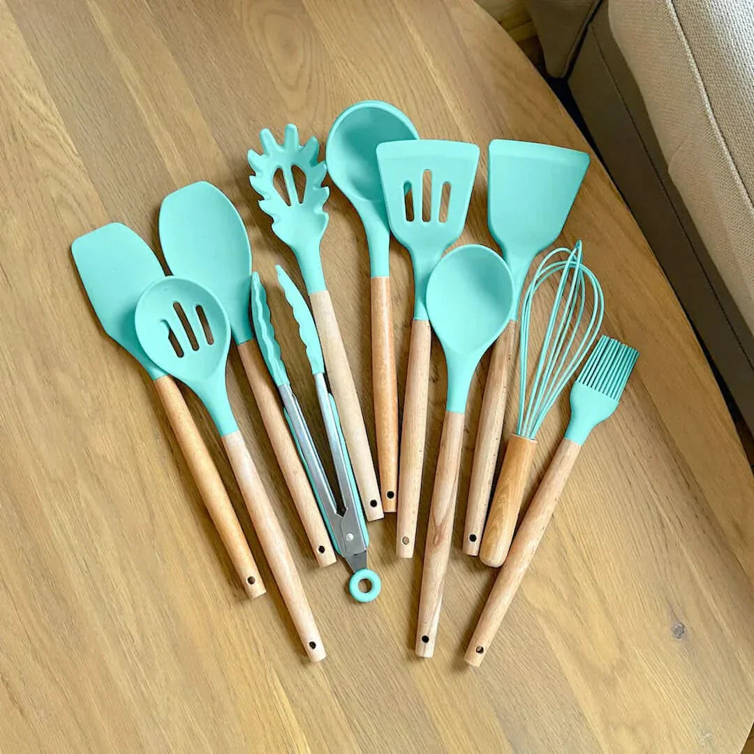 Maliben | Non-Toxic Bpa-Free Silicone Cooking Utensil Set With Wooden Handles Lattea