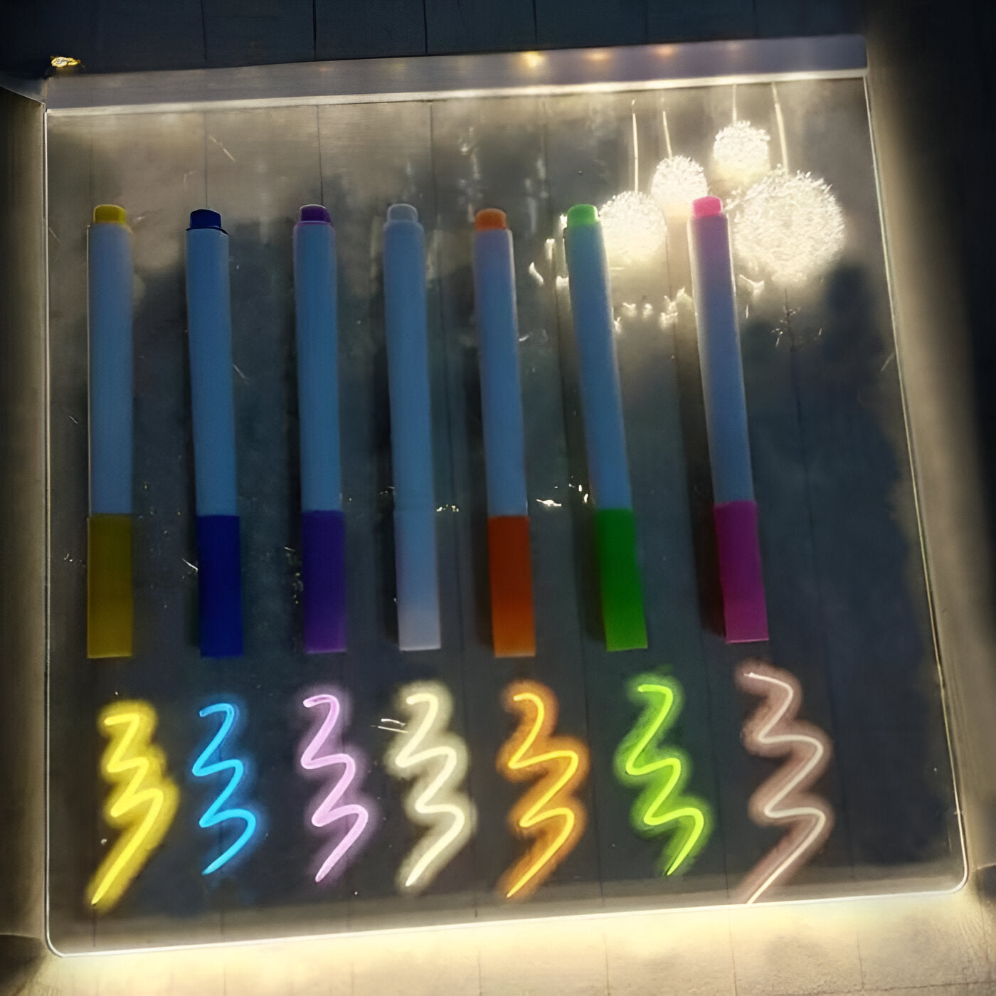 Maliben | LED Notice Board with 7 Colors Pen
