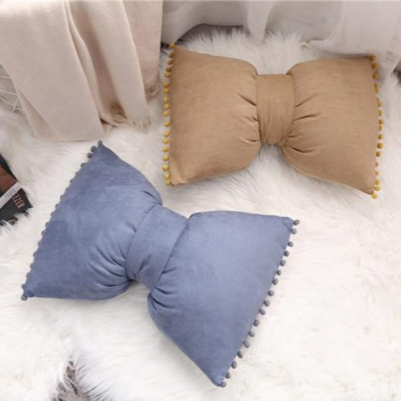 Maliben | Bow-Shaped Decorative Cushion As Decorative Accent