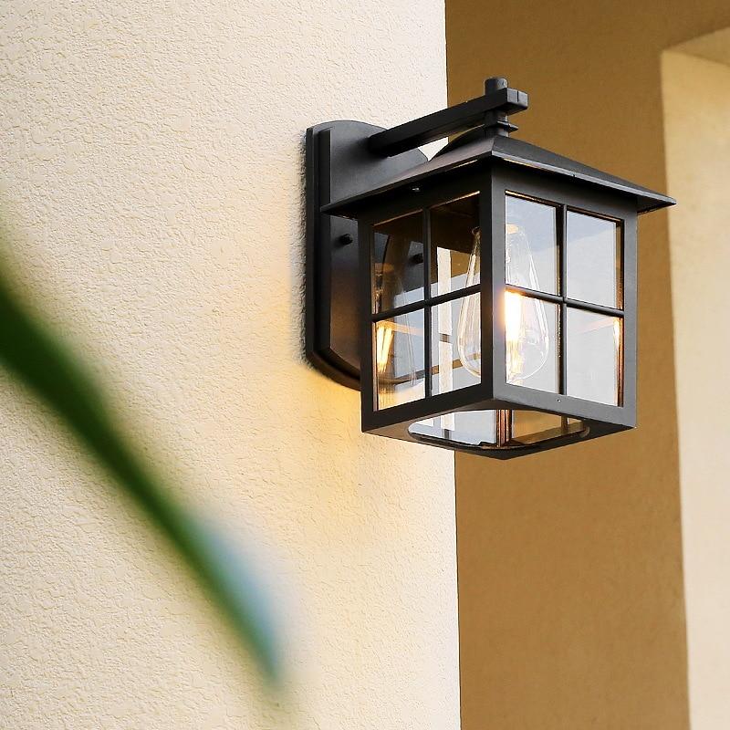 Maliben | Classic Outdoor Wall Lamp