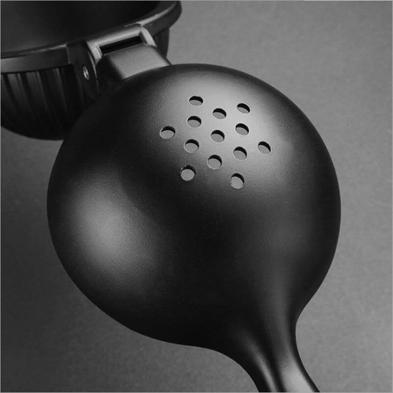 Maliben | Minimalist Lemon Squeezer