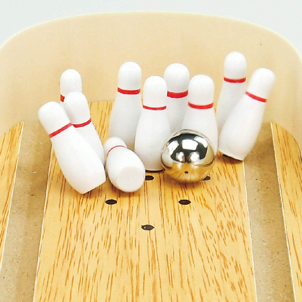 Maliben | Wooden Bowling Alley