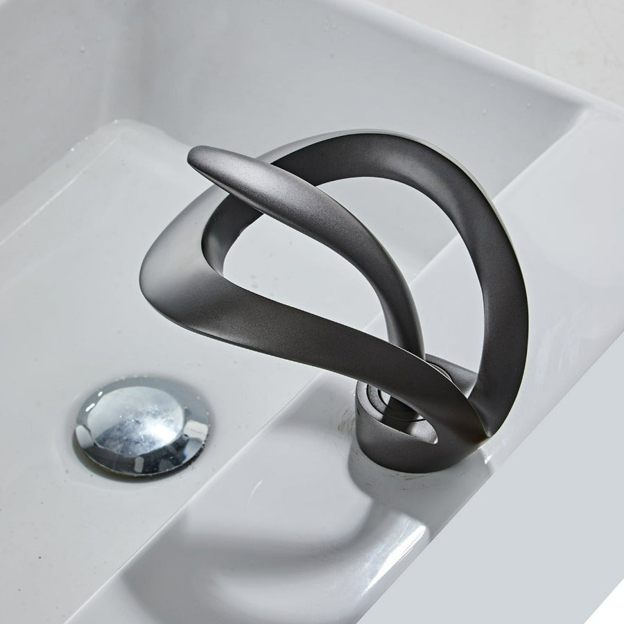 Maliben | Modern curved bathroom faucet