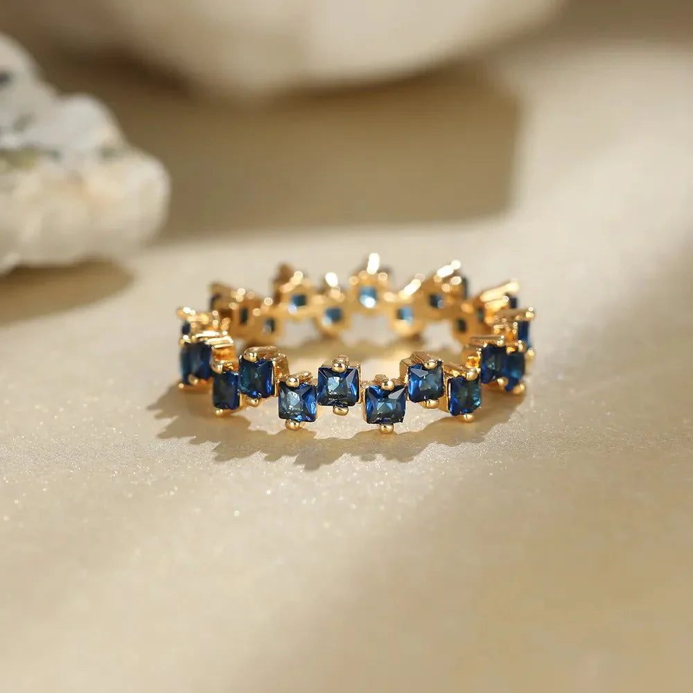 Maliben | Scattered Cubic Diamonds Dainty Ring