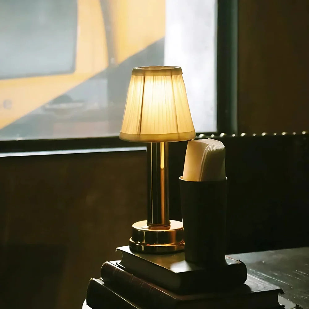 Maliben | Retro Elegance Table Lamp
