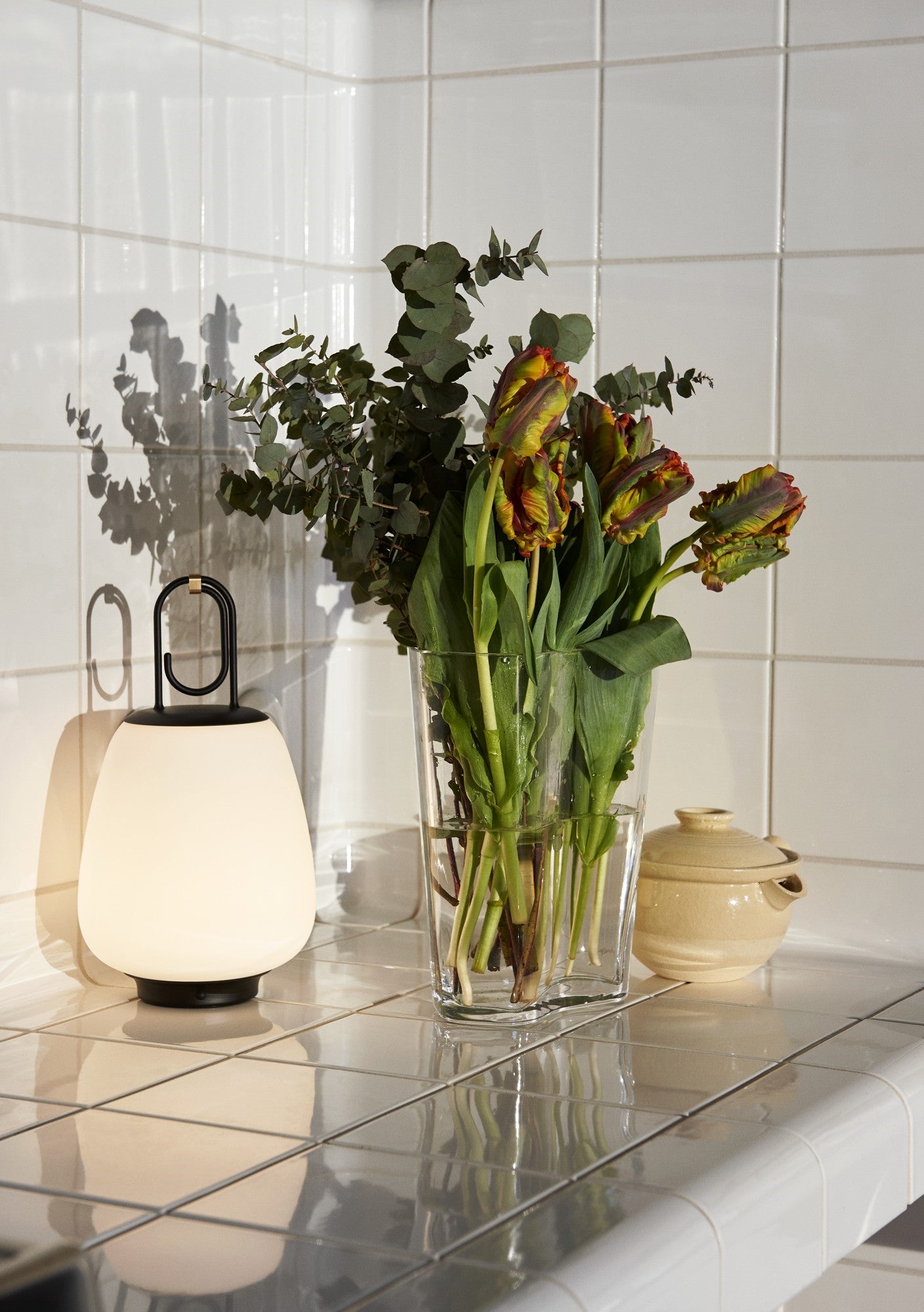 Maliben | Versatile Patio Lantern - Lunaglow