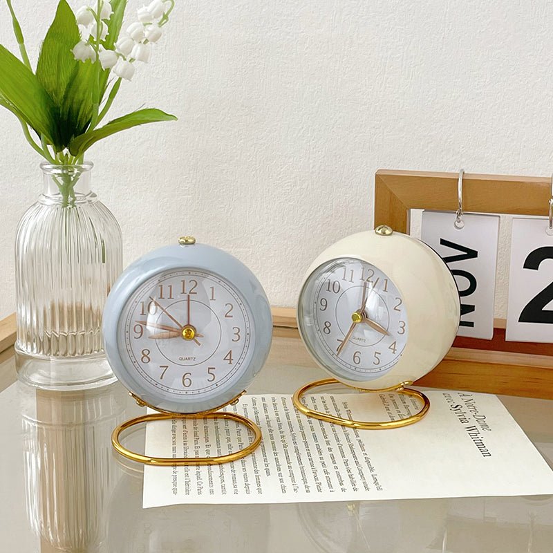 Maliben | Vintage round Analog Watch