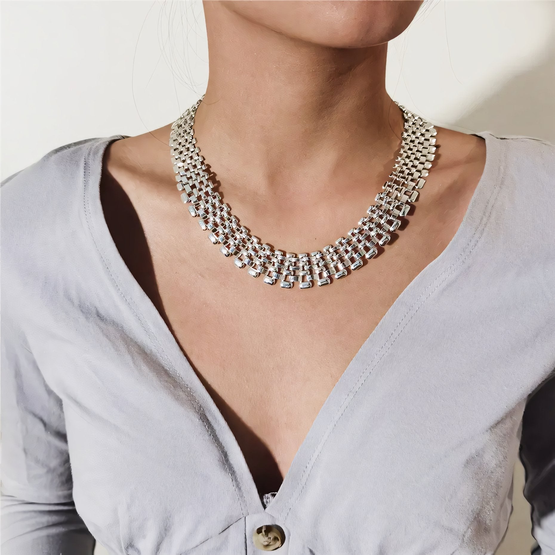 Maliben | Wide Flow Flat Chain Choker Necklace
