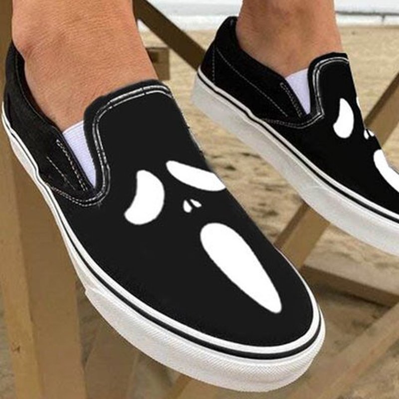 Maliben | Casual slip-ons made of canvas with skull